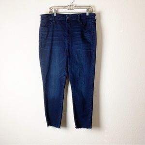 American Eagle women’s blue super hi rise Jegging jeans raw hem